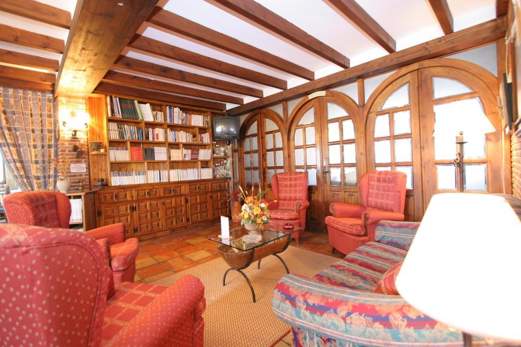 Habitaciones Y Estudios- Hotel "Posada De Cantabria El Solar" - Cenas Y Gintonic- Bar -Terraza Panoramica 갈리자노 외부 사진